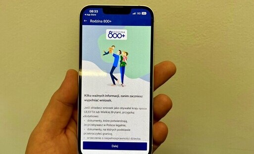 Zdjęcie do INFORMACJA ZUS -Nie odkładaj wniosku o 800 plus. Po terminie stracisz wyr&oacute;wnanie